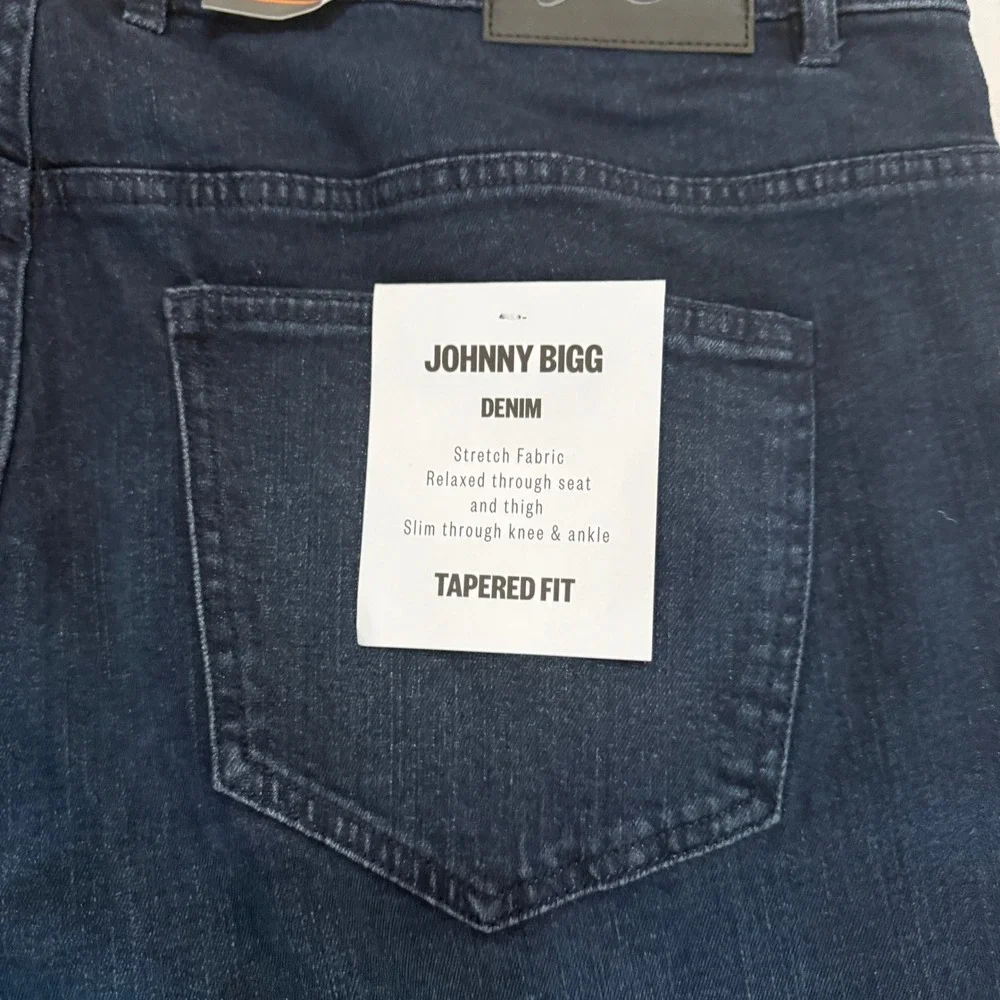 NWT Johnny Bigg Mens Ronnie Tapered Fit Jeans Dark‎ Wash Stretch Denim Size 42